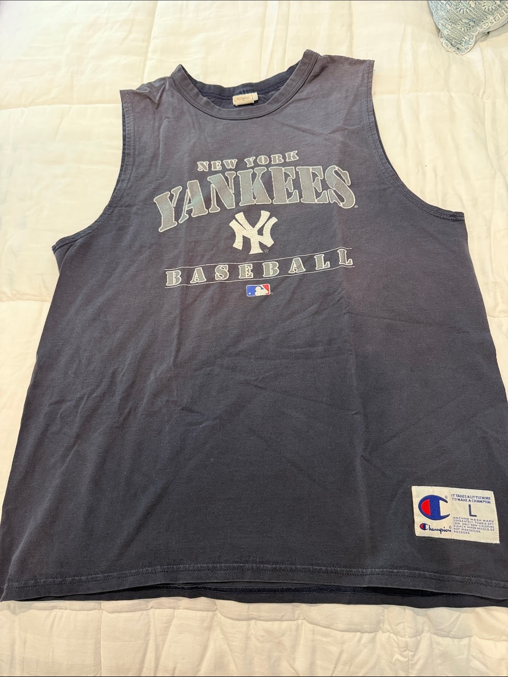 Champion Navy New York Yankees Graphic Sleeveless Tee, large